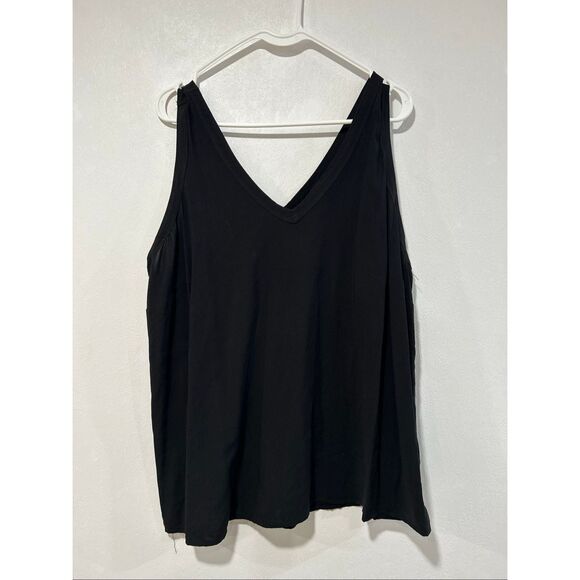 Torrid Women’s Challis Stitch Detail Tank Top Black Size 2X (18–20) - Picture 1 of 5
